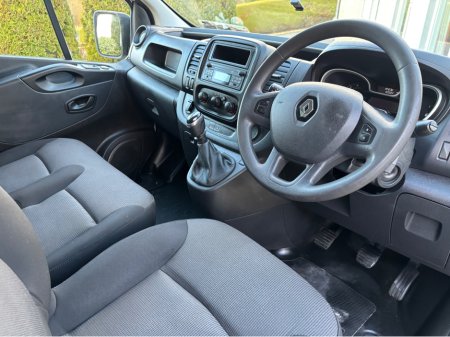 2020 Renault Trafic - thumbnail 6