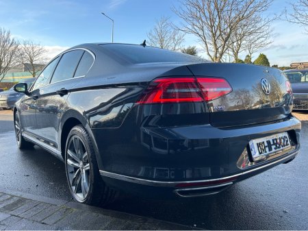 2018 Volkswagen Passat - thumbnail 12