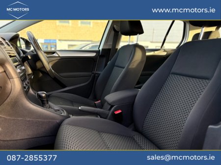 2011 Volkswagen Golf - thumbnail 8