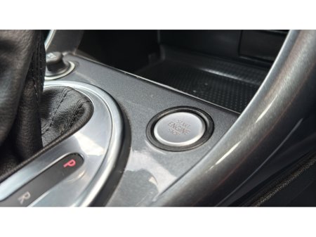 2017 Volkswagen Beetle - thumbnail 20