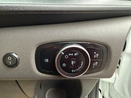 2018 Ford Transit Custom - thumbnail 27