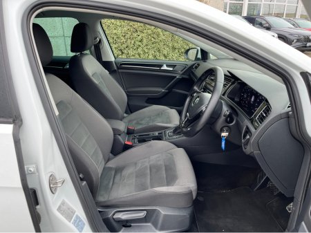 2018 Volkswagen Golf - thumbnail 10