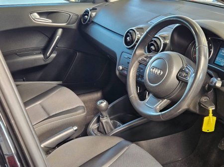 2014 Audi A1 - thumbnail 14