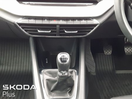 2025 Skoda Octavia AMBITION 1.0TSI 110HP €32,900 thumbnail