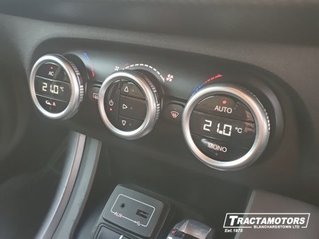 2016 Alfa Romeo Giulietta 1.6 JTD 120HP SUPER SPORT 4DR €10,999 thumbnail