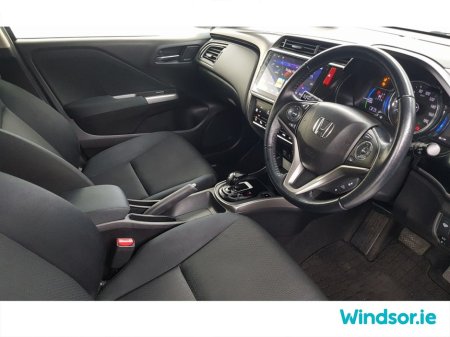 2018 Honda Grace - thumbnail 10