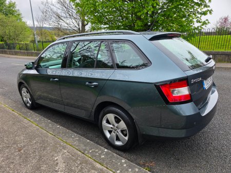 2017 Skoda Fabia - thumbnail 5