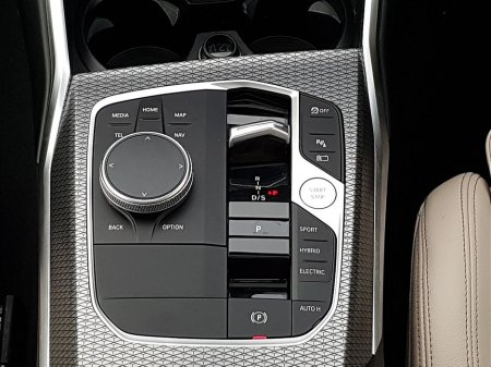 2023 BMW 3 Series 330e M Sport €43,995 thumbnail