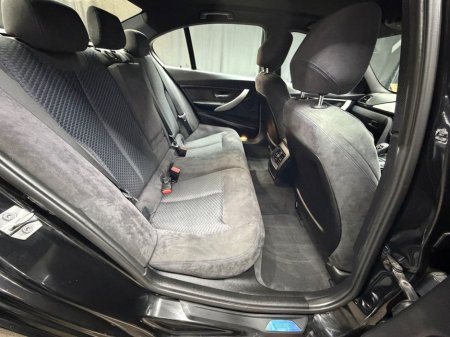 2016 BMW 3 Series - thumbnail 30