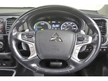 2018 Mitsubishi Outlander - thumbnail 14