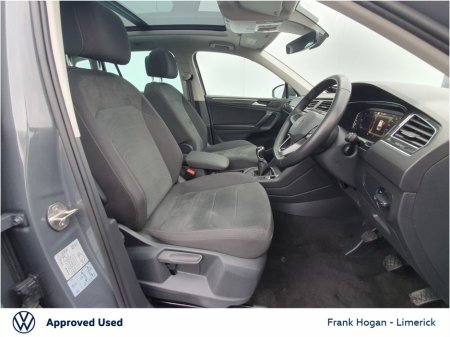 2023 Volkswagen Tiguan 2.0 TDI 150HP Elegance CALL RONAN ON 0867705822 €37,900 thumbnail