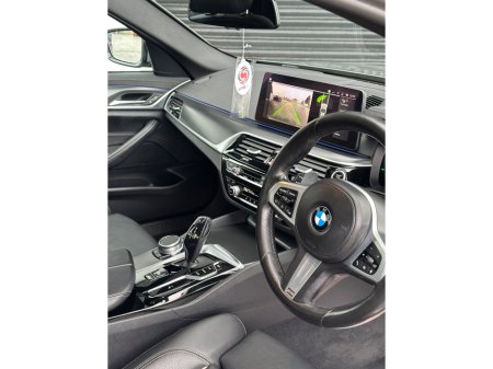 2021 BMW 5 Series - thumbnail 20