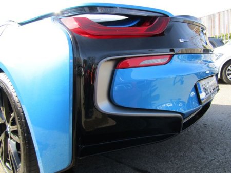 2016 BMW i8 - thumbnail 38