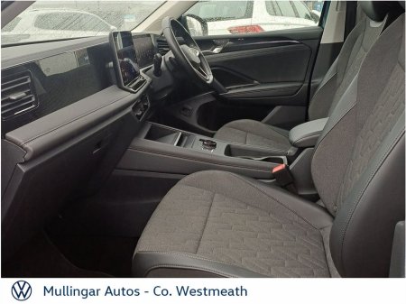 2024 Volkswagen Tiguan Launch Edition 2.0 TDI 150HP DSG €42,950 thumbnail