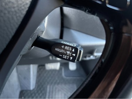 2020 Toyota C-HR SOL AUTOMATIC HYBRID 1.8 PETROL //LOW MILES//HIGH SPEC//HALF LEATHER SEATS//KEYLESS ENTRY//360 PARKING CAMERAS//ADAPTIVE CRUISE CONTROL// €22,950 thumbnail