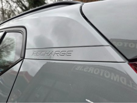 2023 Volvo XC40 RECHARGE T6 PLUS DARK AWD 350 BHP PHEV FINANCE ARRANGED. SIMI. AA APPROVED €35,950 thumbnail