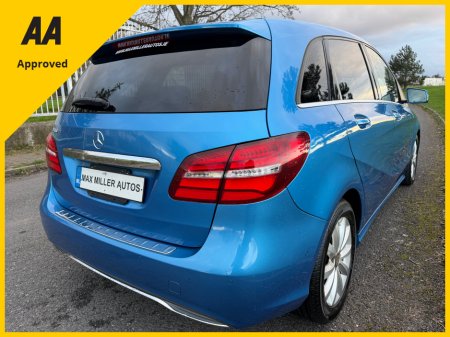 2016 Mercedes-Benz B Class B180 Automatic, Reversing Camera , Heated Seats thumbnail