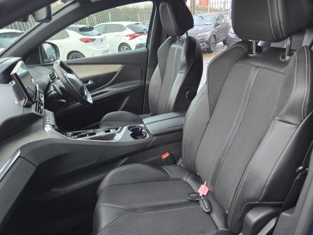 2024 Peugeot 3008 1.5 BlueHDi 130bhp Auto 6.4 GT €33,950 thumbnail