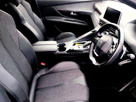 2020 Peugeot 3008 - thumbnail 15