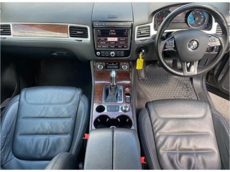 2017 Volkswagen Touareg 3.0 TDI 262BHP V6 5DR // NO VAT €19,950