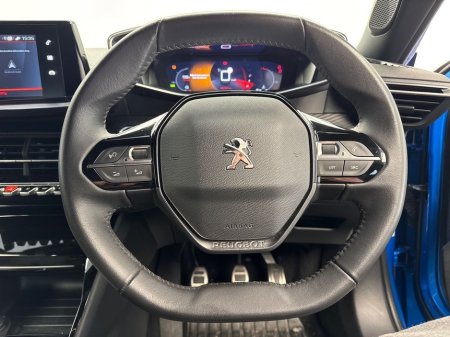 2023 Peugeot 2008 - thumbnail 13