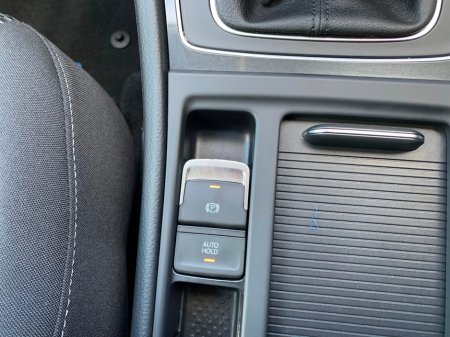 2019 Volkswagen Golf - thumbnail 19