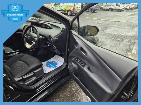 2017 Toyota Prius /2017/1.8 PETROL PLUG-IN HYBRID/AUTO €16,999 thumbnail