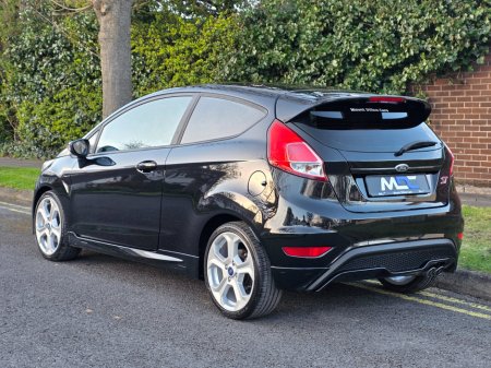 2014 Ford Fiesta - thumbnail 13