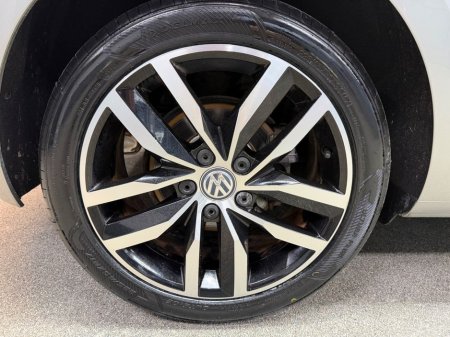 2017 Volkswagen Golf - thumbnail 19