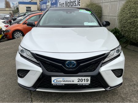 2019 Toyota Camry WS AUTOMATIC HYBRID 2.5 PETROL //HIGH SPEC//FULL LEATHER//HEATED SEATS//HEAD UP DISPLAY//WIRELESS PHONE CAHRGER// €24,950