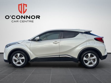 2017 Toyota C-HR “Stylish. Hybrid. Automatic.” €18,888 thumbnail