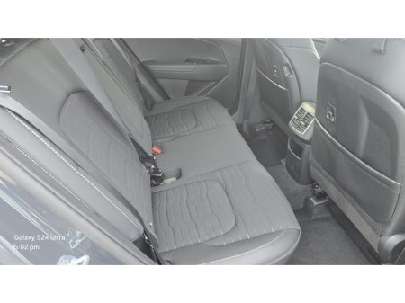 2022 Kia Sportage - thumbnail 8