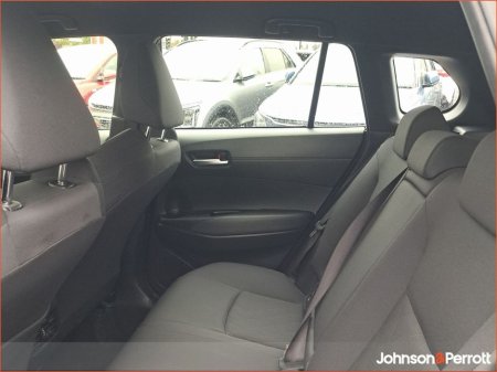 2023 Toyota Corolla 1.8 Hybrid Luna Hatchback €27,900 thumbnail