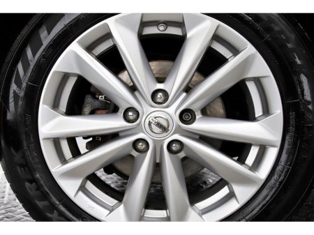 2016 Nissan Qashqai - thumbnail 27