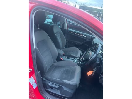 2018 Volkswagen Golf  €16,500 thumbnail