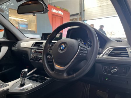 2017 BMW 1 Series - thumbnail 9