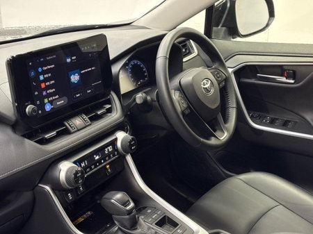 2025 Toyota Rav4 Hybrid Sol - FULL LEATHER - HIGH SPEC €47,950 thumbnail