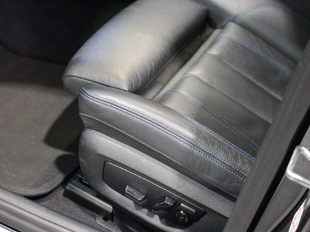 2021 BMW 5 Series - thumbnail 26