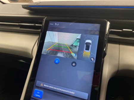 2025 Ford Explorer Premium 77kWh Extended Range RWD €42,995 thumbnail