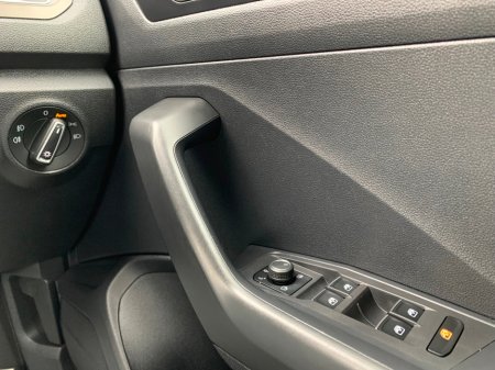 2019 Volkswagen T-Roc - thumbnail 25