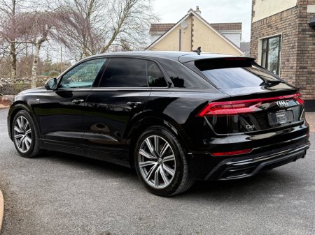 2020 Audi Q8 - thumbnail 5