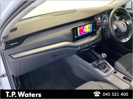 2023 Skoda Octavia - thumbnail 6