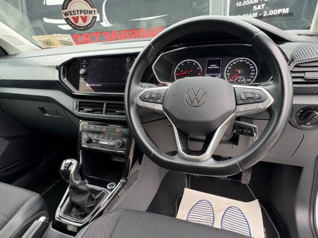 2021 Volkswagen T-Cross - thumbnail 11