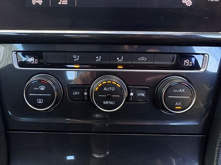 2017 Volkswagen Golf - thumbnail 30