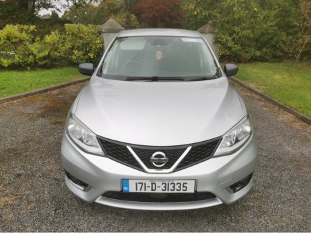 2017 Nissan Pulsar - thumbnail 2