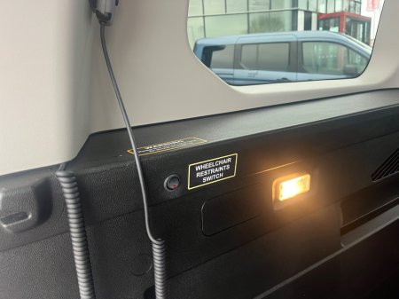 2024 Peugeot Rifter - thumbnail 9