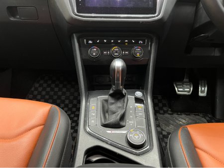 2019 Volkswagen Tiguan €25950 2019 VOLKSWAGEN TIGUAN TDI 4MOTION HIGH LINE 2.0 AUTOMATIC / CRUISE CONTROL / 360° PARKING CAMERA / ELECTRIC MEMORY & HEATED SEATS / HEATED REAR SEATS €25,950 thumbnail