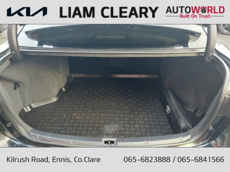 2017 Toyota Avensis 1.6 D SOL NAV 4DR thumbnail