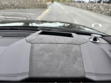 2025 Lamborghini Urus - thumbnail 41