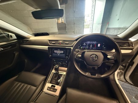 2022 Skoda Superb SUPERB C AMB 1.4TSI 218HP iV DSG €25,900 thumbnail